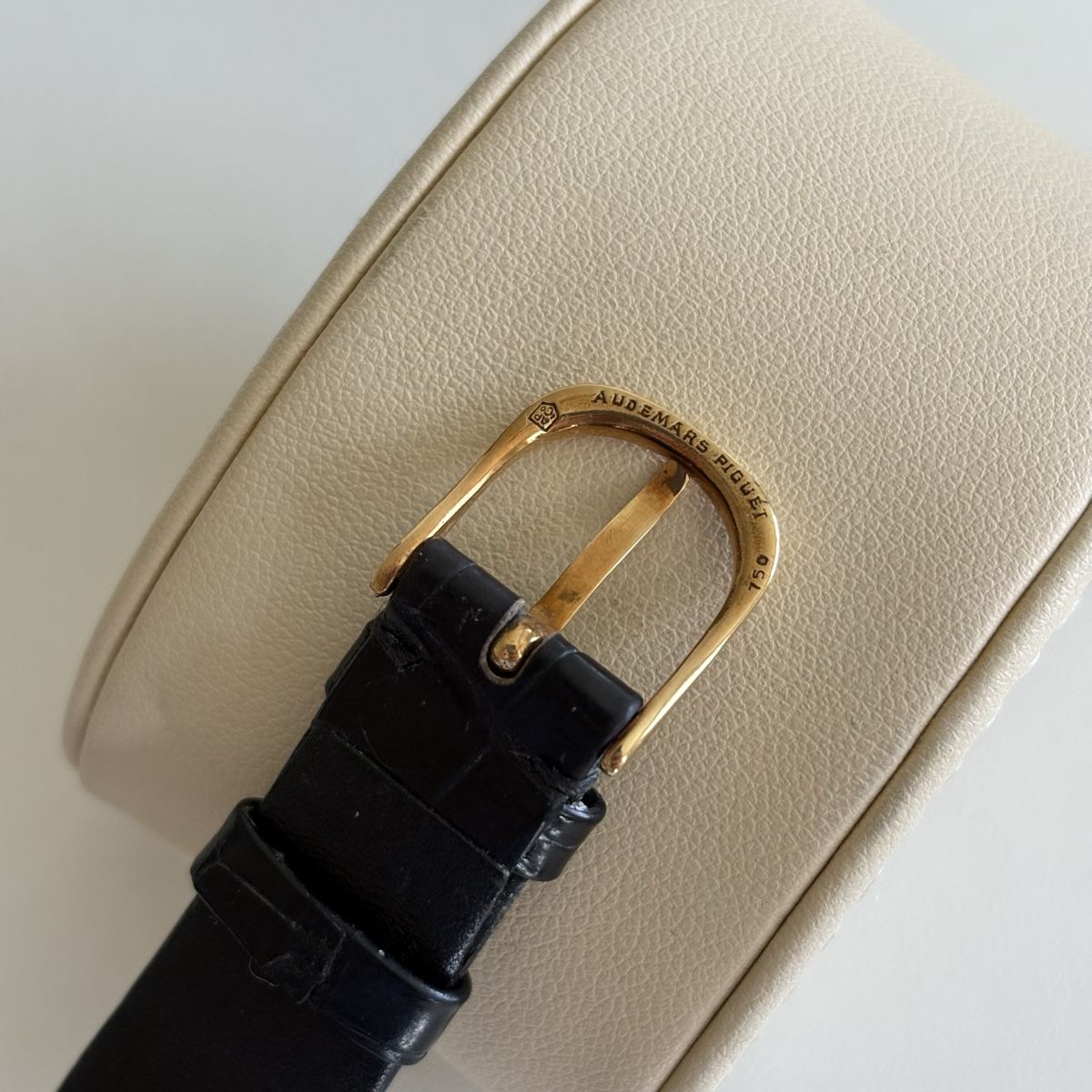 Audemars Piguet Uhren: Audemars Piguet NOS 18K Handaufzug – Gebraucht aus Winterthur von LaBodega 6