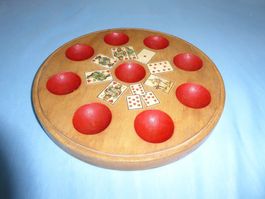Holzteller zu Poch Kartenspiel, antik