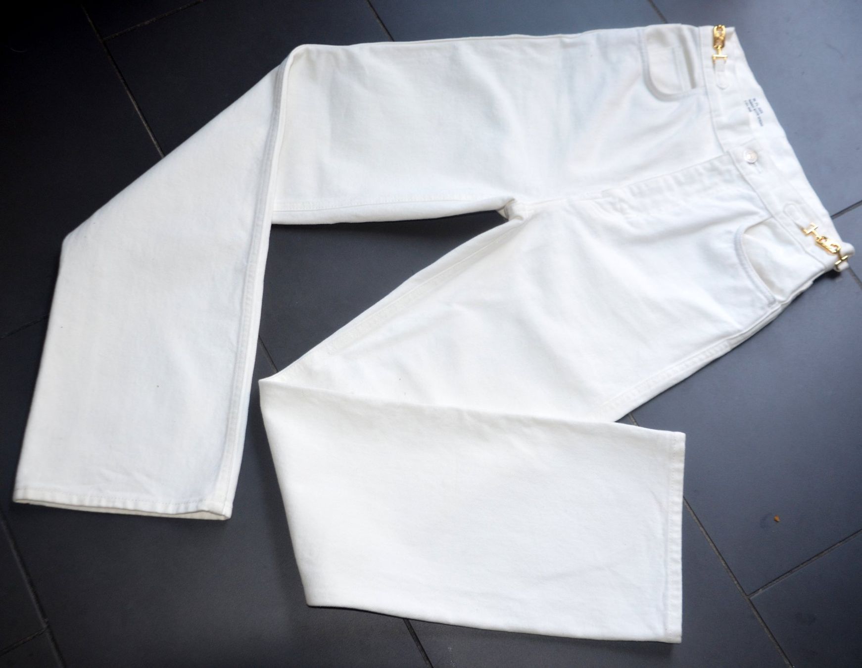 Celine Hosen: Céline Hose / Pantalon 26 / S – Gebraucht aus Collonges von Auganien