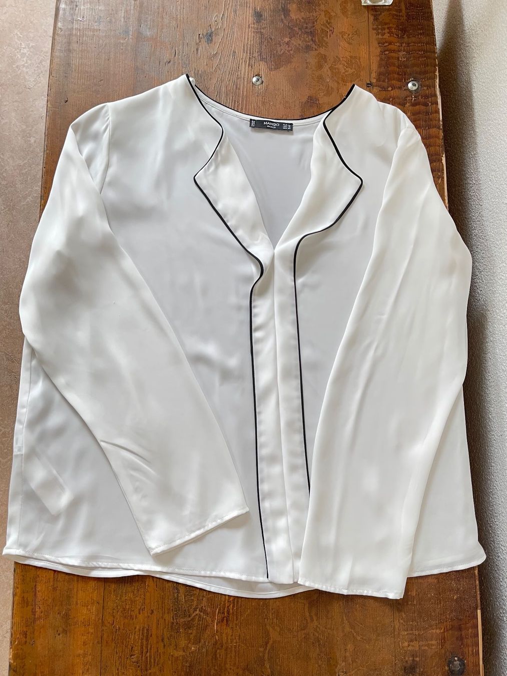 Mango Camicette: MANGO L XL /NP140CHF Weiss – Nuovo (secondo la descrizione) da Kölliken venduto da Prscoo 5