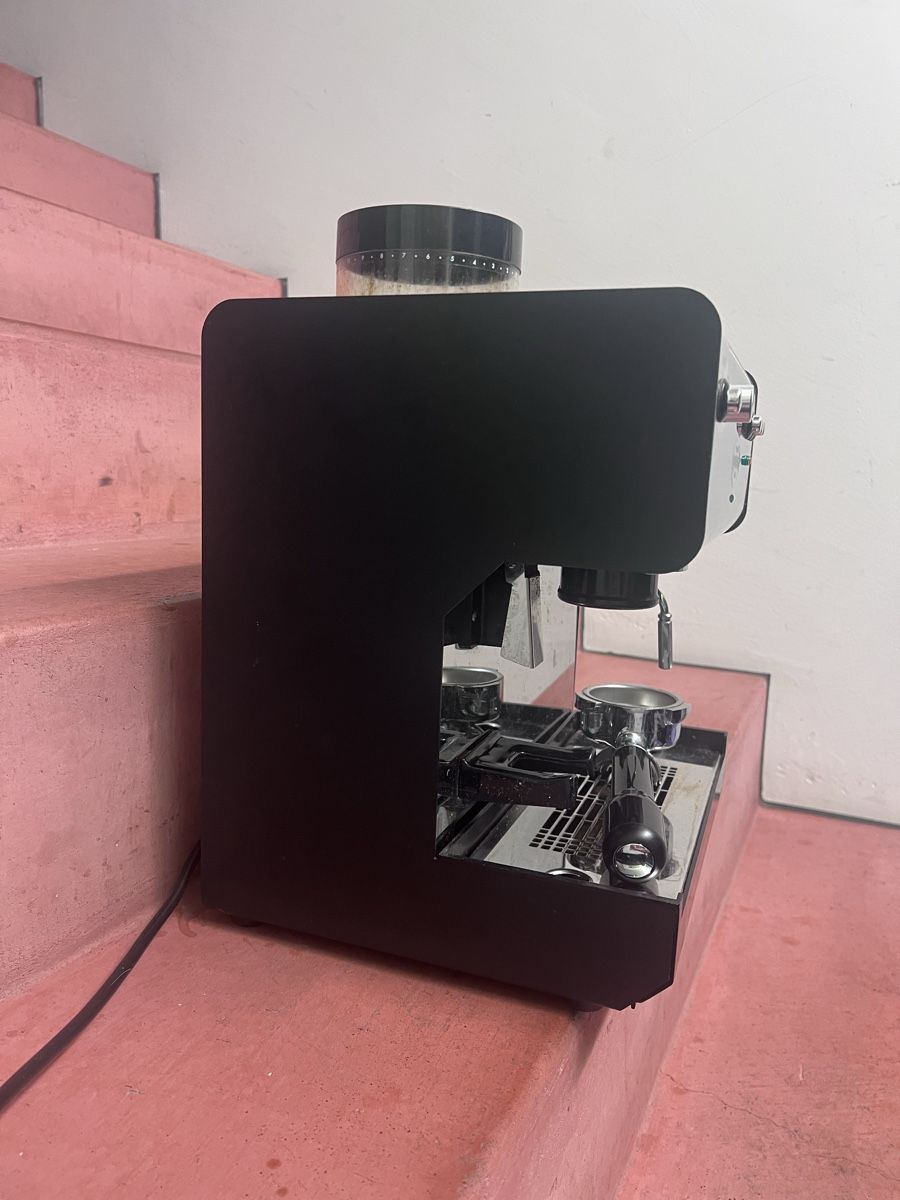 Quick Mill Kaffeemaschinen & Espressomaschinen: Espressomaschine Quick Mill schwarz gebrauchter Zustand – Gebraucht aus Lenzburg von ite_ykd5 2