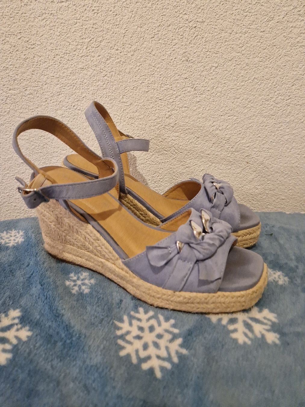 Tom Tailor Scarpe da donna: Keilsandaletten Tom Tailor Gr. 39 – Usato da Büttenhardt venduto da Cardman