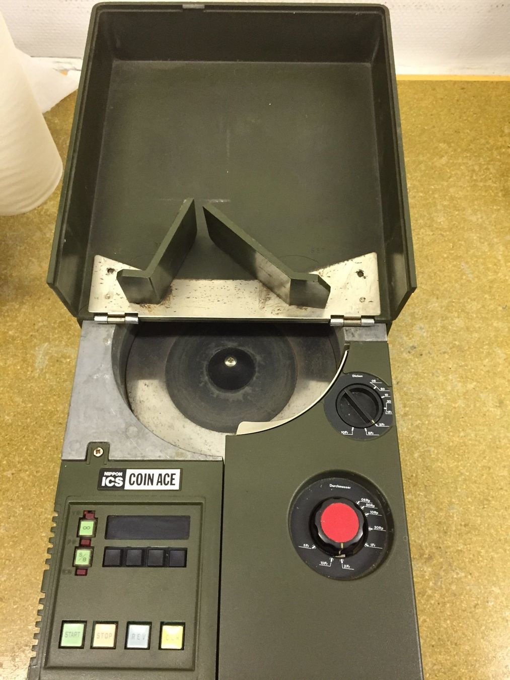 Tutte le macchine: Geldabpakmaschine COIN ACE – Difettoso da Adliswil venduto da Pfiff2204