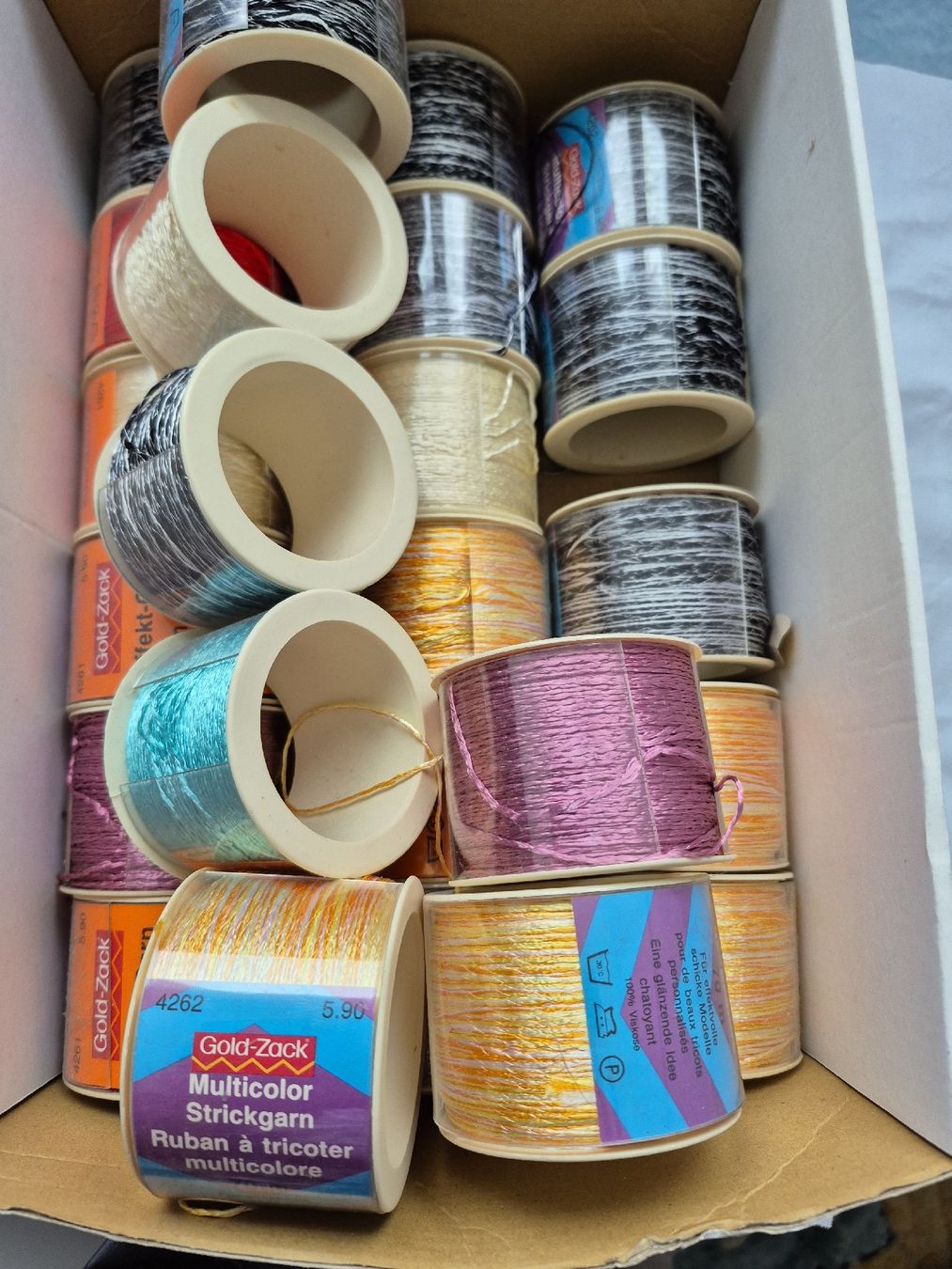Wolle: effekt-garn  – Neu und originalverpackt aus Obermumpf von Dadacaramel