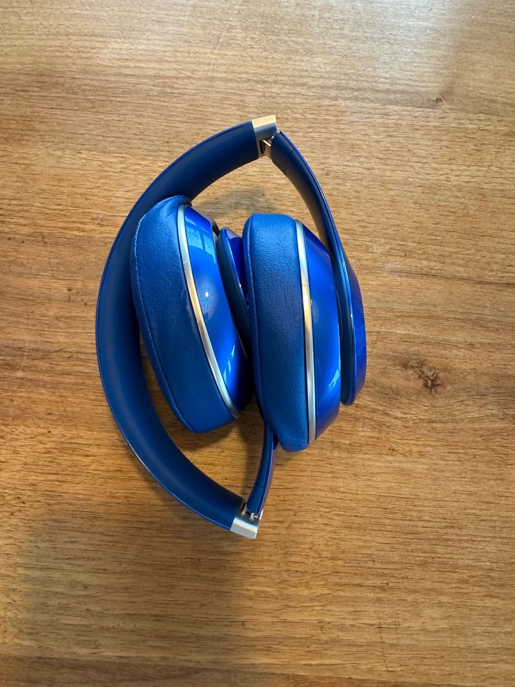 Beats Kopfhörer: Beats Studio Over-Ear Kopfhörer in Blau – Gebraucht aus Starrkirch-Wil von timothy25