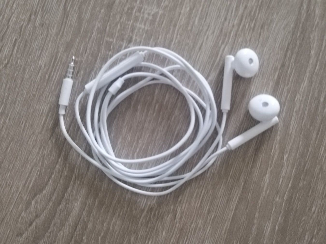 Apple Kopfhörer: Apple earpods – Neu (gemäss Beschreibung) aus Frauenfeld von Atrix720