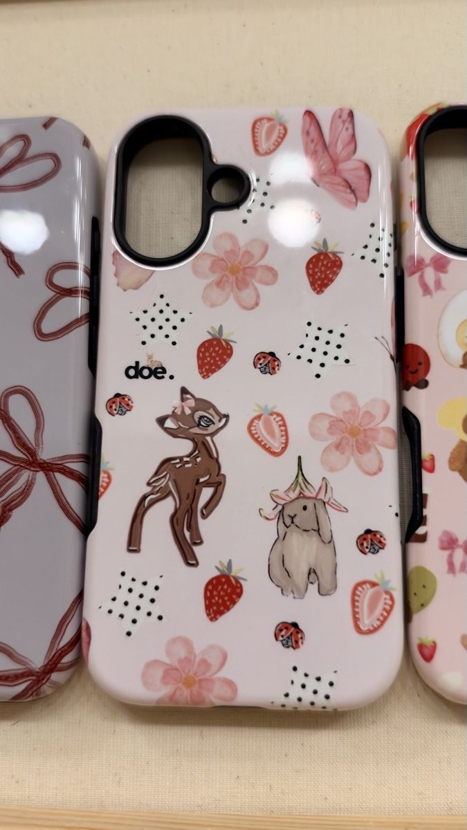 Coques & Protection écran: iphone 17 Hüllen diverse muster Bundle  – D'occasion à Chur par mel_gn2k 3
