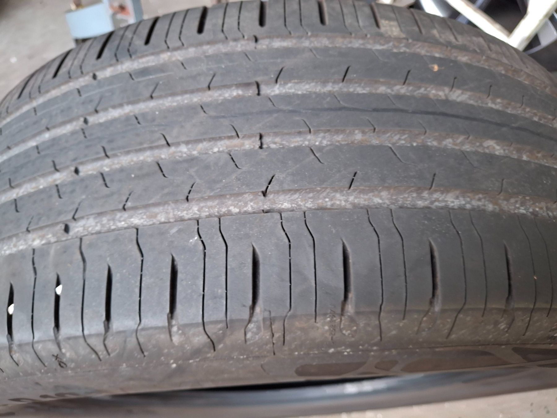 Continental Pneus & Kompletträder: 4 x 235/55 R 19 105 V Continental Eco 6 – Gebraucht aus Baar von PEPPE09 1