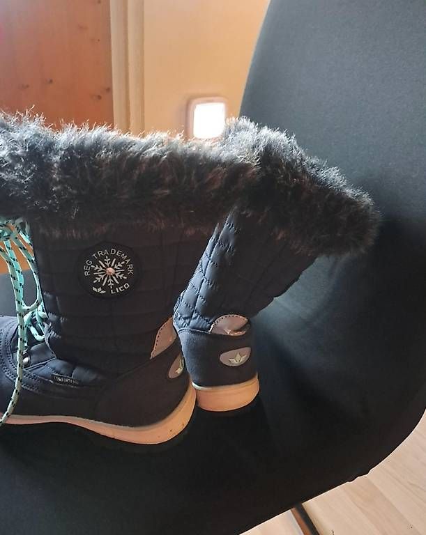 Chaussures femmes: Winterschuhe – D'occasion à Bürglen UR par alesia1 1