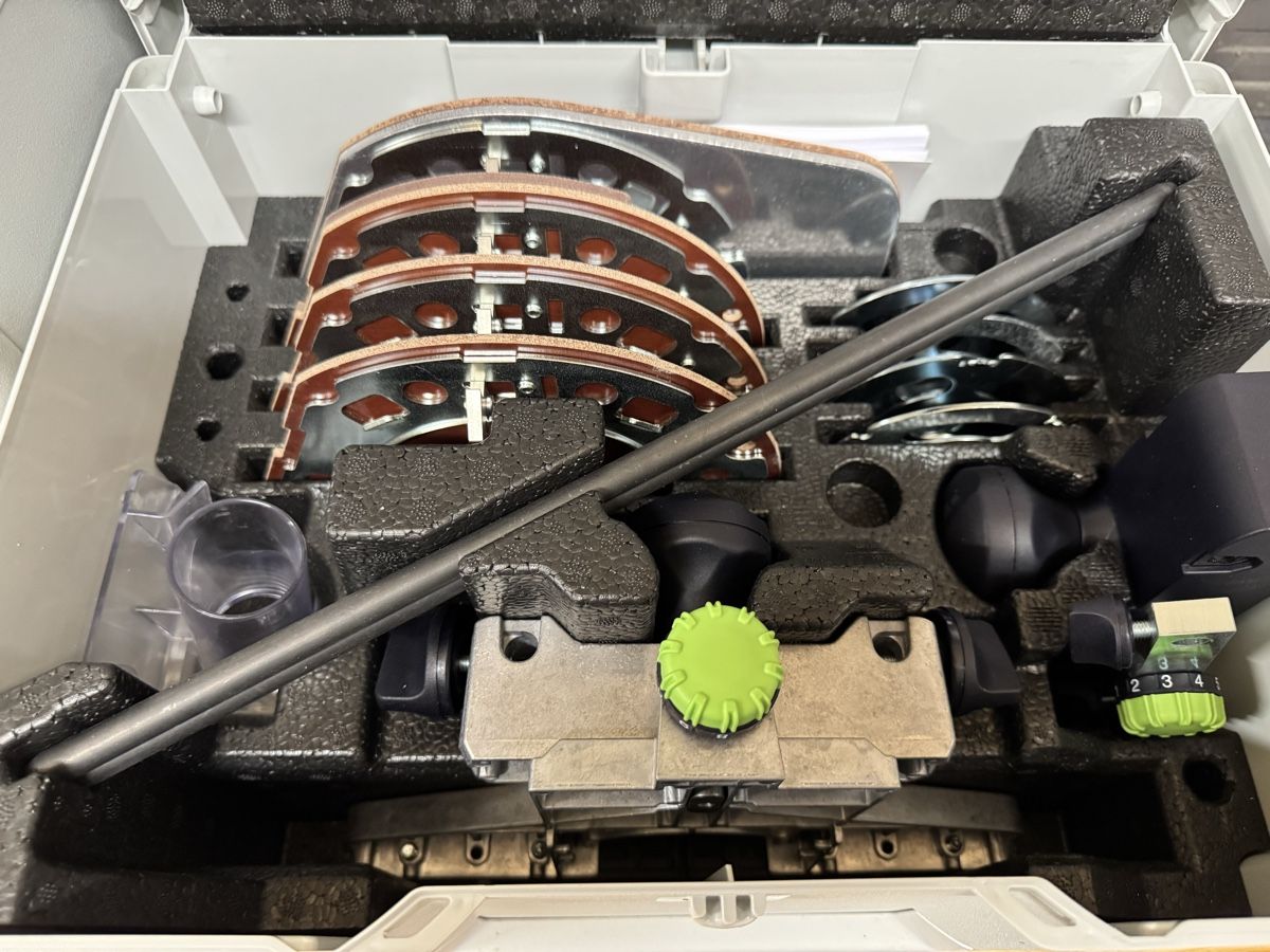 Festool Alle Maschinen: Festoolset OF2200 – Neu (gemäss Beschreibung) aus Gelterkinden von ret_h9lx 1