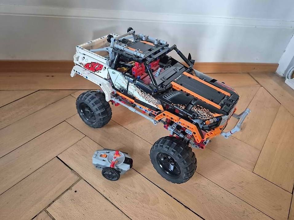 Kit di costruzioni: LEGO Technics - 9398 - 4x4 Offroader – Usato da Regensdorf venduto da Boeni2