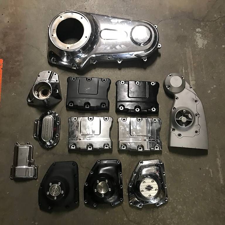 Tutti i ricambio per moto: Harley-Davidson Diverse Motorendeckel – Usato da Schlieren venduto da motostyling