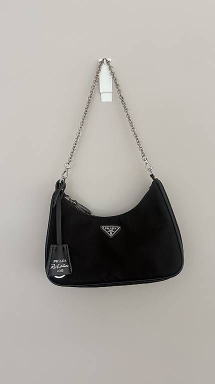 Sacs femmes: PRADA RE EDITION Handtasche – D'occasion à Romont FR par Yohelys 1