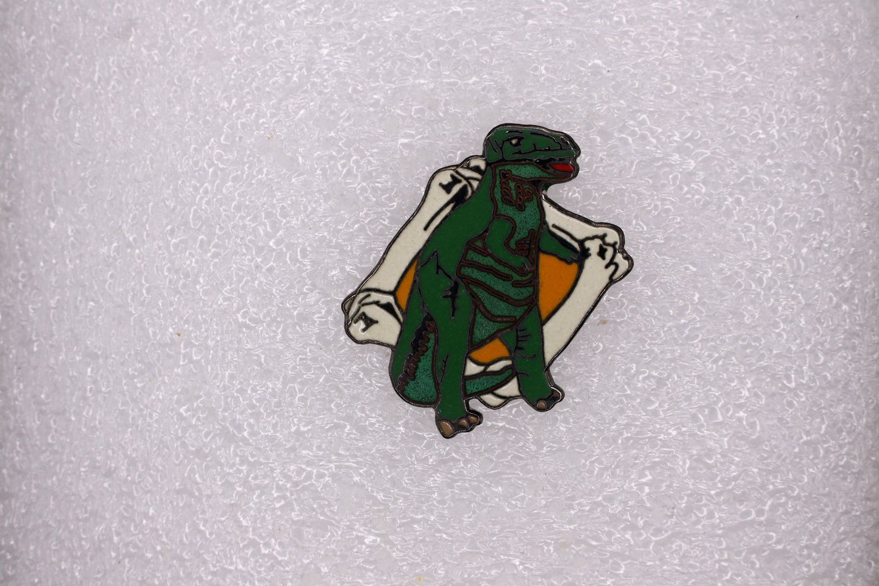 Placchette & Badge: DINO'S – Usato da Winterthur venduto da Sammleroase