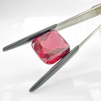 Grosser 9.2ct Rhodolith Granat, Umba Tansania