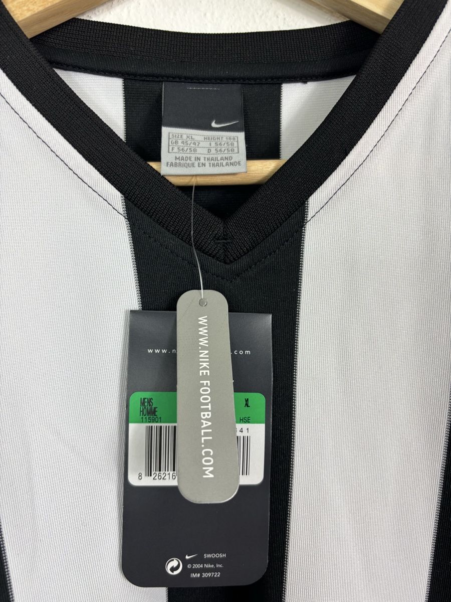 Nike Canottiere & Pantaloni: Nike Sporttrikot – Nuovo (secondo la descrizione) da Solothurn venduto da skillsine 2