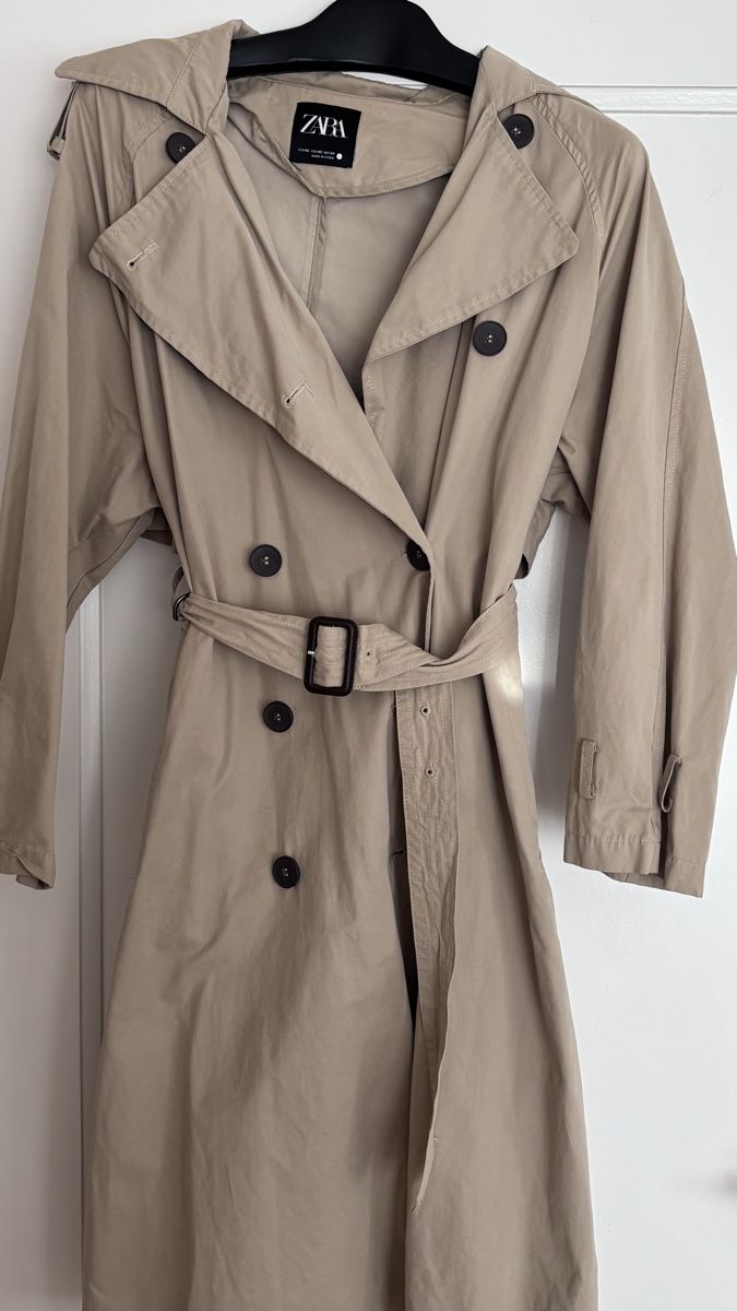 Zara Cappotti: Trenchcoat Zara – Usato da Zürich venduto da M.dxc
