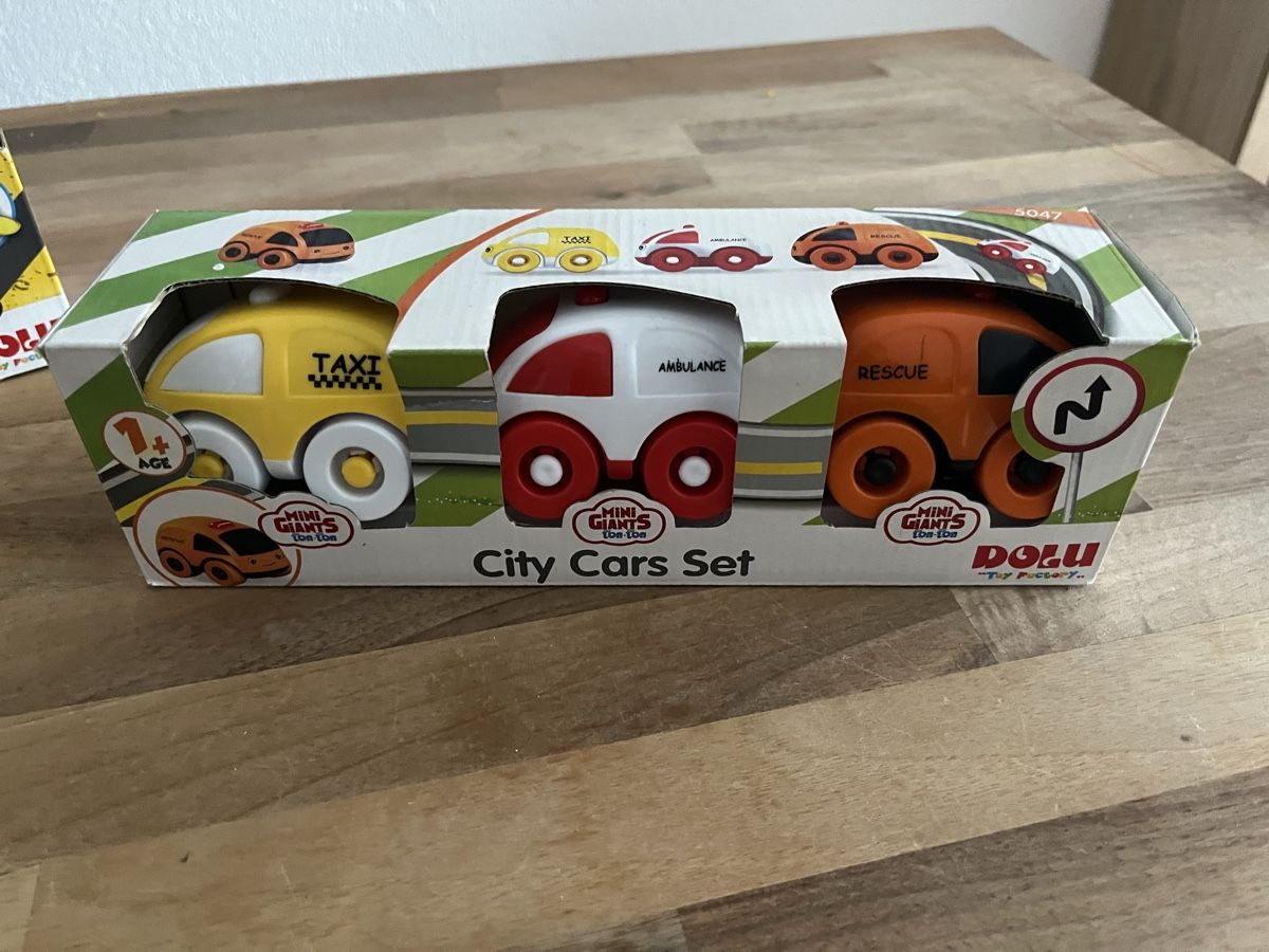 Fisher-Price Giocattoli: Drei verpackte Dolu Auto Sets – Nuovo e nell'imballaggio originale da Wettingen venduto da epe_9vbf 2