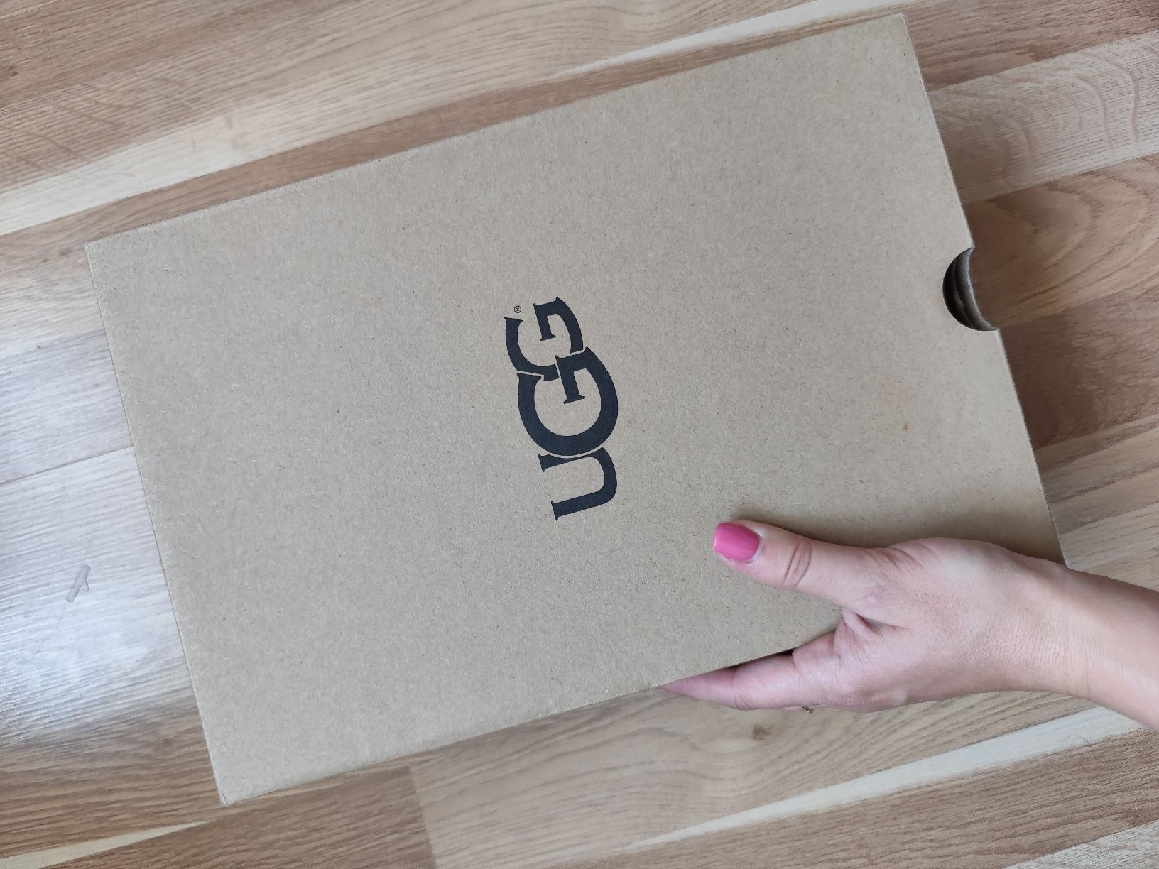 Ugg Scarpe da uomo: UGG Boots Black Suede Size 8 EU 39 with Box – Nuovo (secondo la descrizione) da Mägenwil venduto da VintageGirly 2