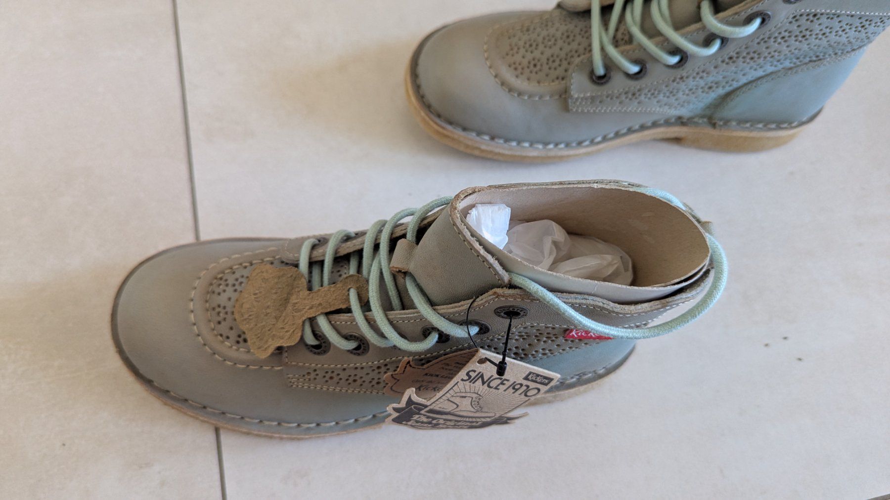 Kickers Scarpe da donna: Chaussures Kickers vert menthe taille 37 neuves – Nuovo e nell'imballaggio originale da Pully venduto da dia_6tzd 1