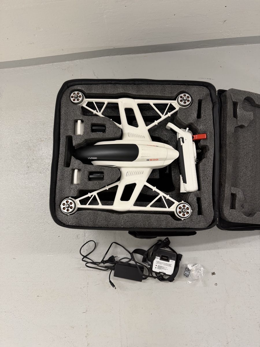 Yuneec RC Kits de montage: Yuneec RC-Drohne mit Rucksack – D'occasion à Wangen an der Aare par Flo_kaufm 2