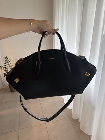 Neue Coccinelle Ledertasche