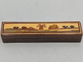 Holzkästchen mit Intarsien Handarbeit, Schatulle aus Holz