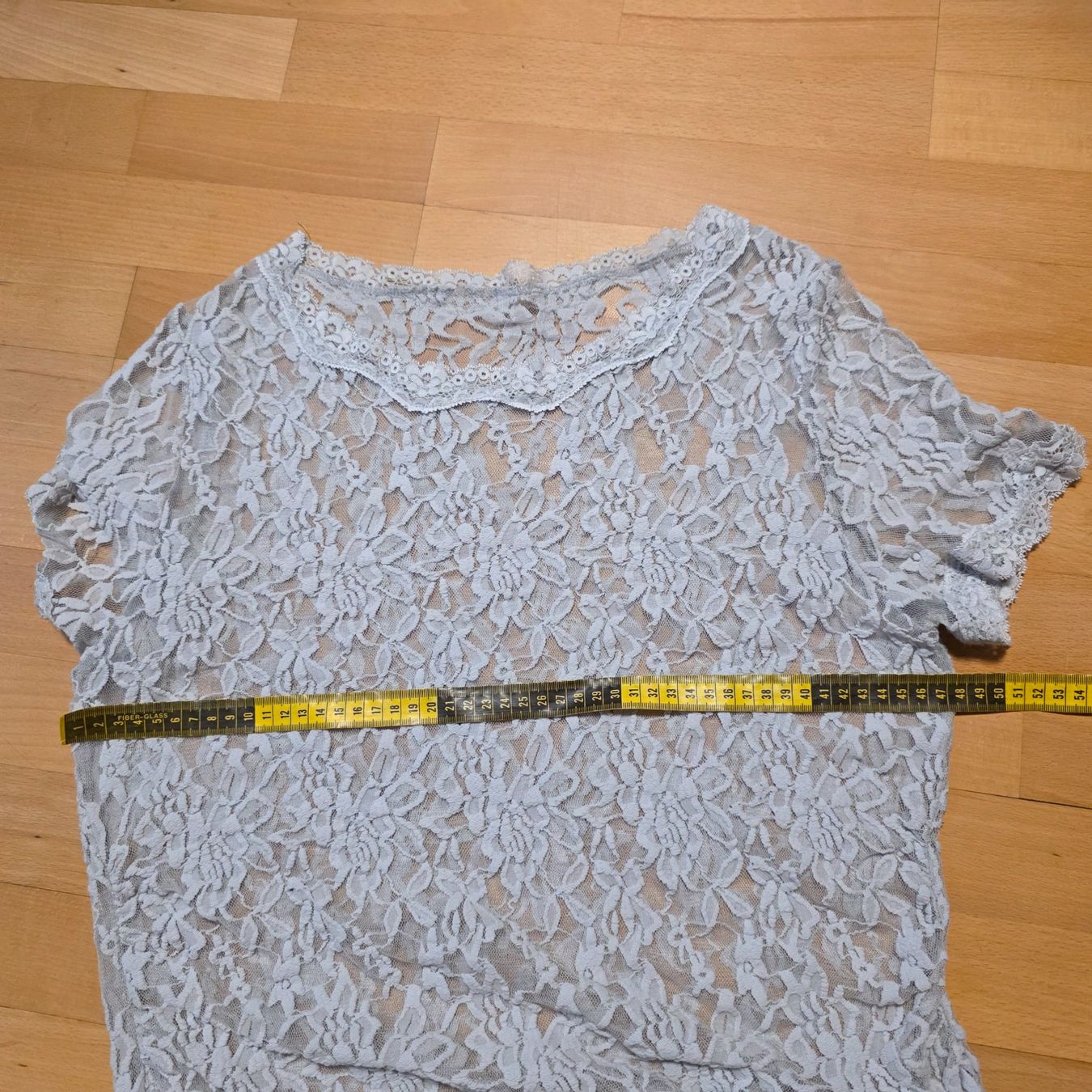 T-Shirts: Spitzenshirt Grau Transparent Elastisch Gr. 38–40 & 40 – Gebraucht aus Wald ZH von CapLux 4