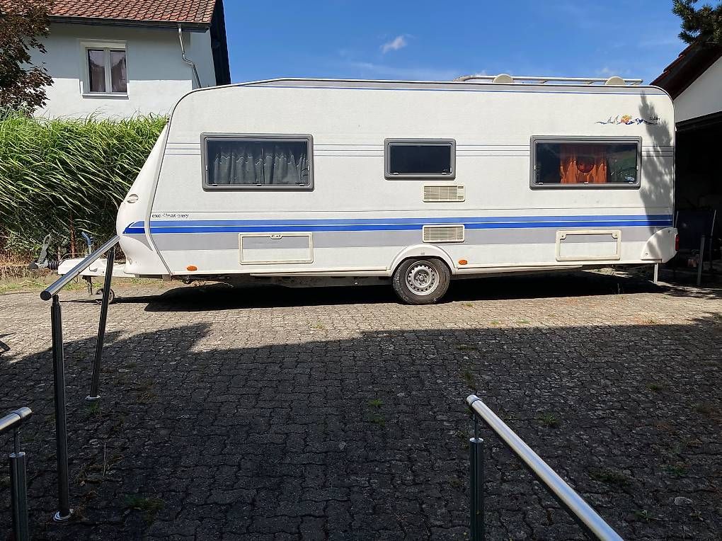 Veicoli da campeggio: Caravane Hobby Excellence – Usato da Bottens venduto da Pitchie69