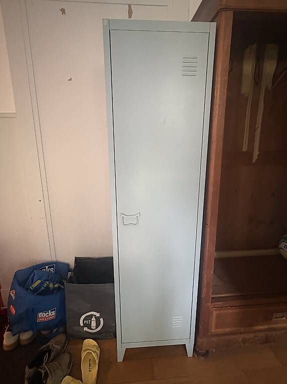 Armadi: Putz-/Schuhschrank – Usato da Zürich venduto da luk_t66m