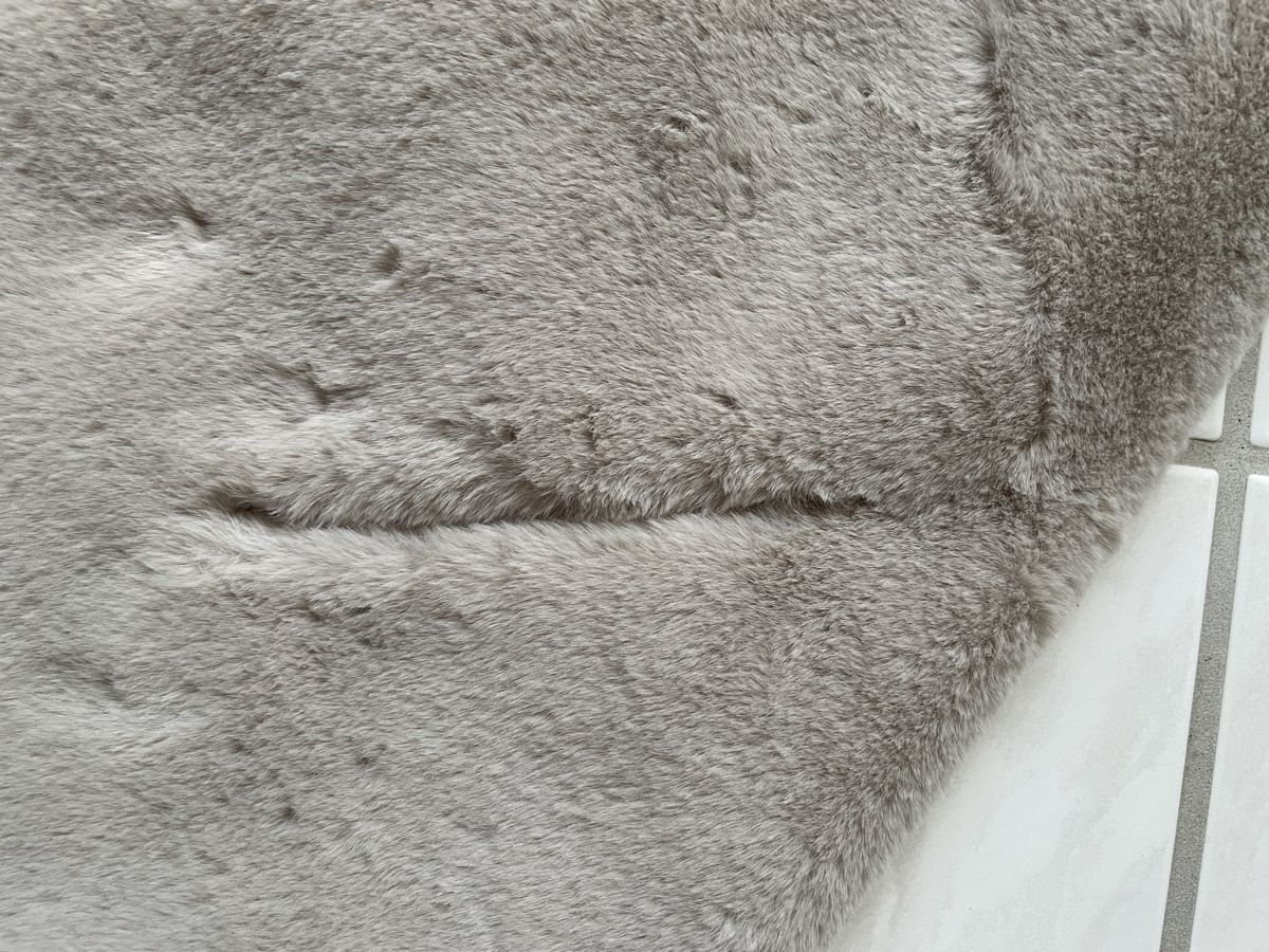 Foulards & écharpes: Herno Schal / Farbe taupe / neu – Neuf (Voir description) à Buch am Irchel par TT65 8