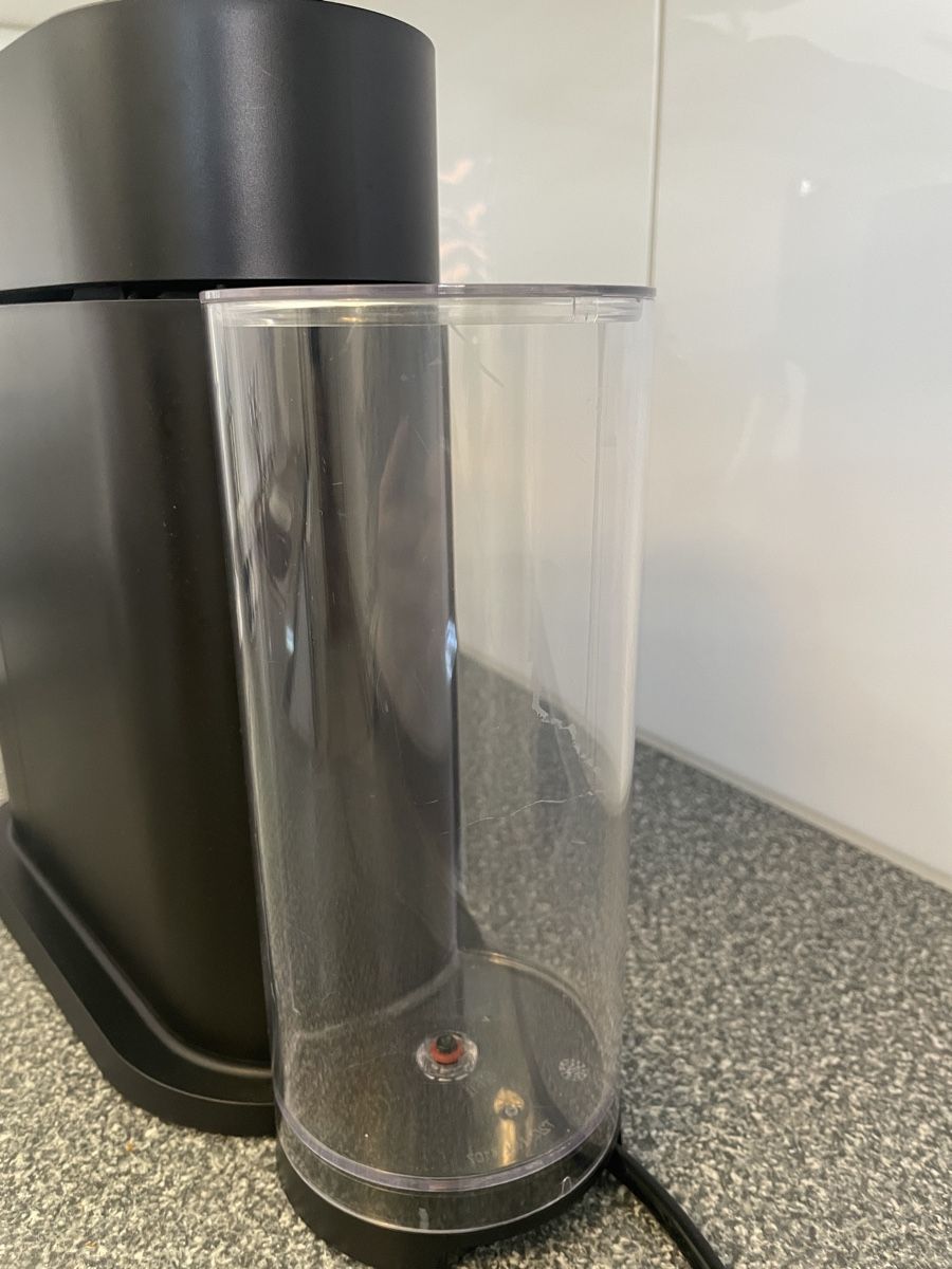 Nespresso Macchine per caffè & Macchine per espresso: Nespresso Kaffeemaschine Vertuo Next White – Usato da Pfungen venduto da lue_sqt9 5