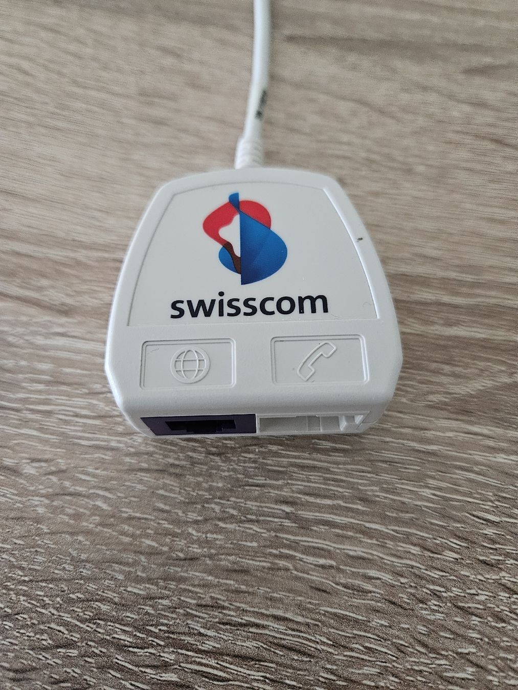 Unità & Adattatore: Swisscom Splitter – Usato da Wauwil venduto da seriously3 3