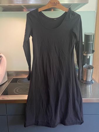 hübsches enges Kleid von SANDWICH