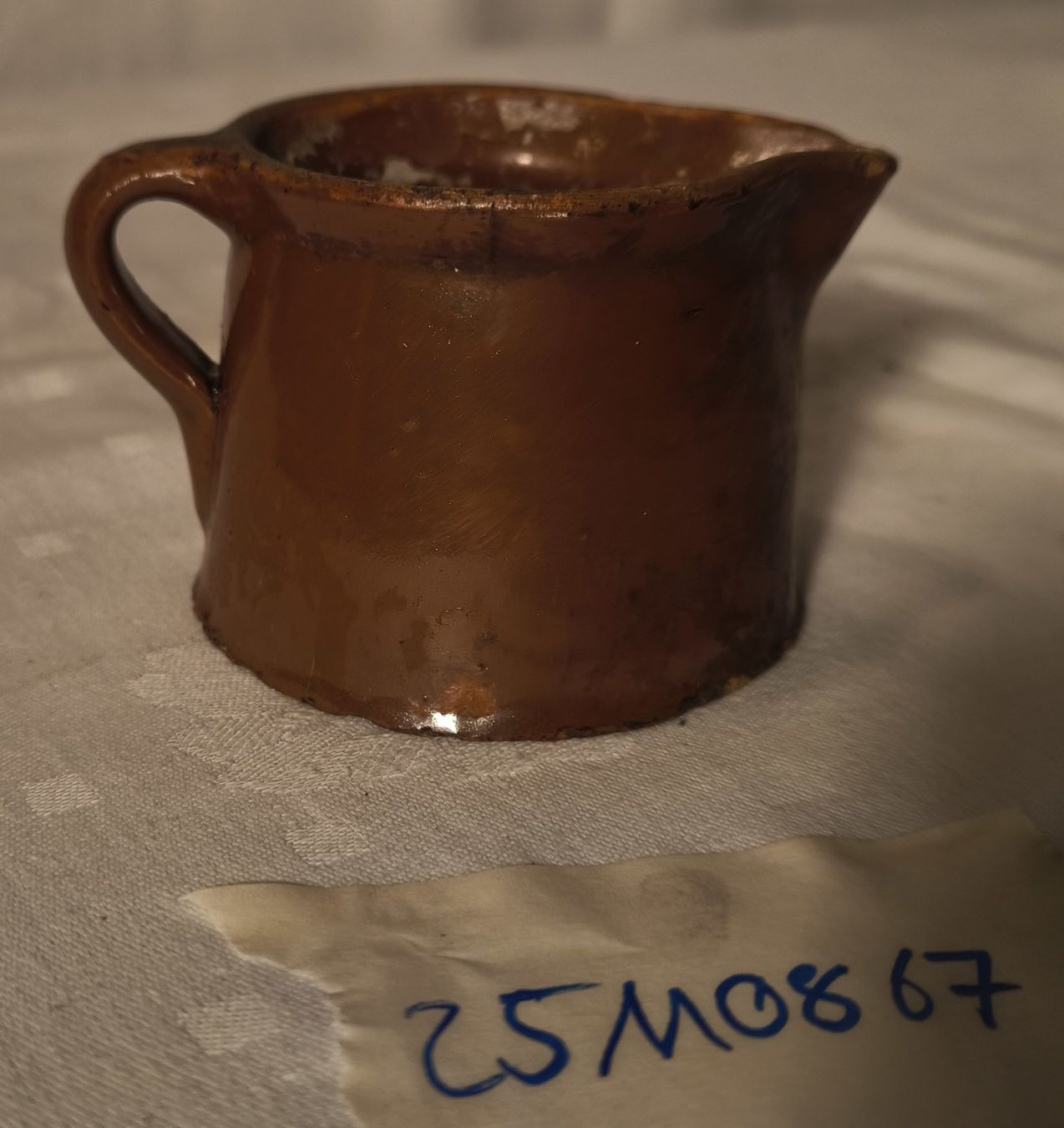 Caraffe: Steingut Krug, antik, braun – Usato da Rorschacherberg venduto da snOOpydOg11 1