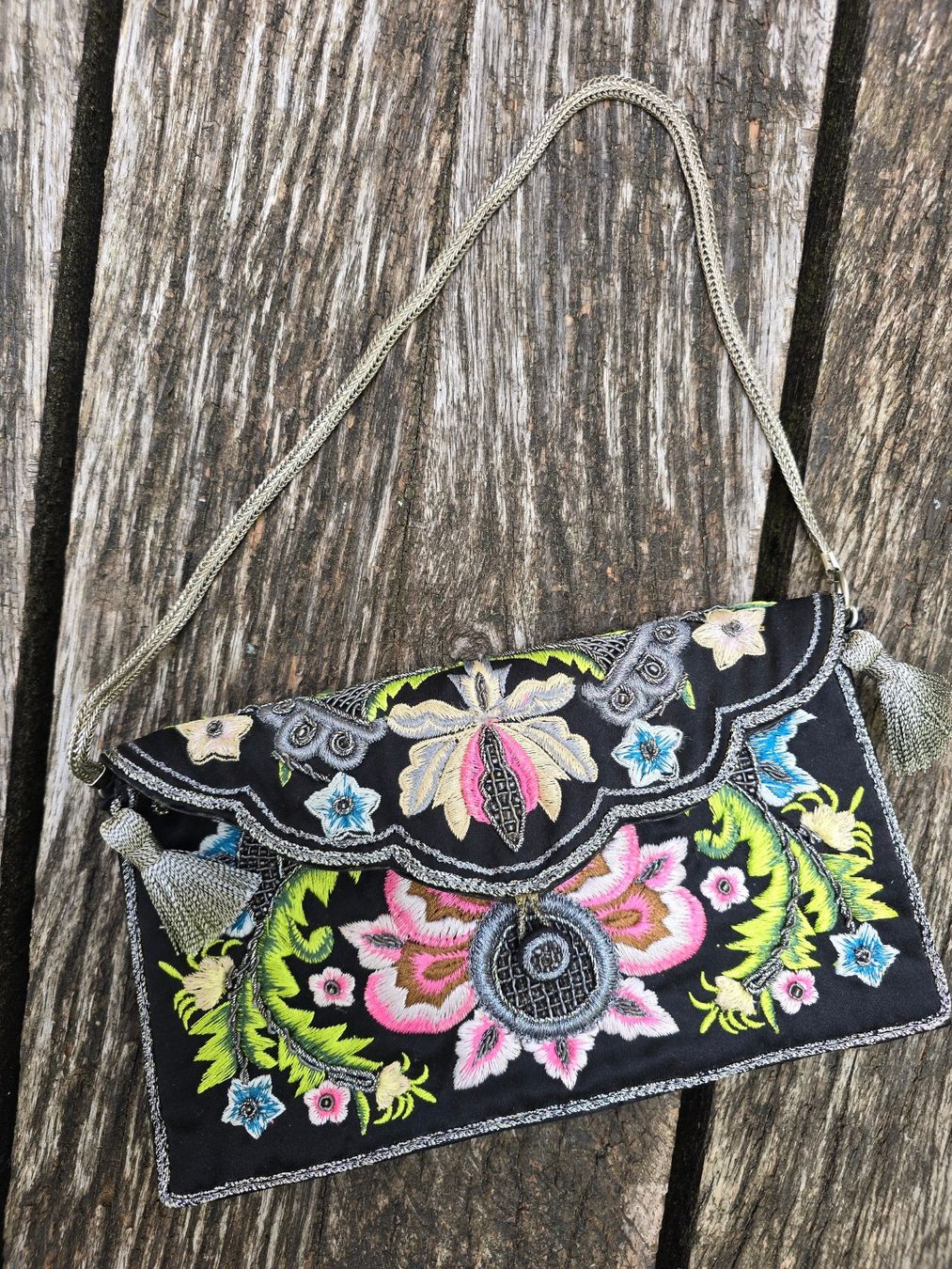 Borse da donna: Accessoires: Tasche bestickt aus Indien – Nuovo (secondo la descrizione) da Romanshorn venduto da Rachacha