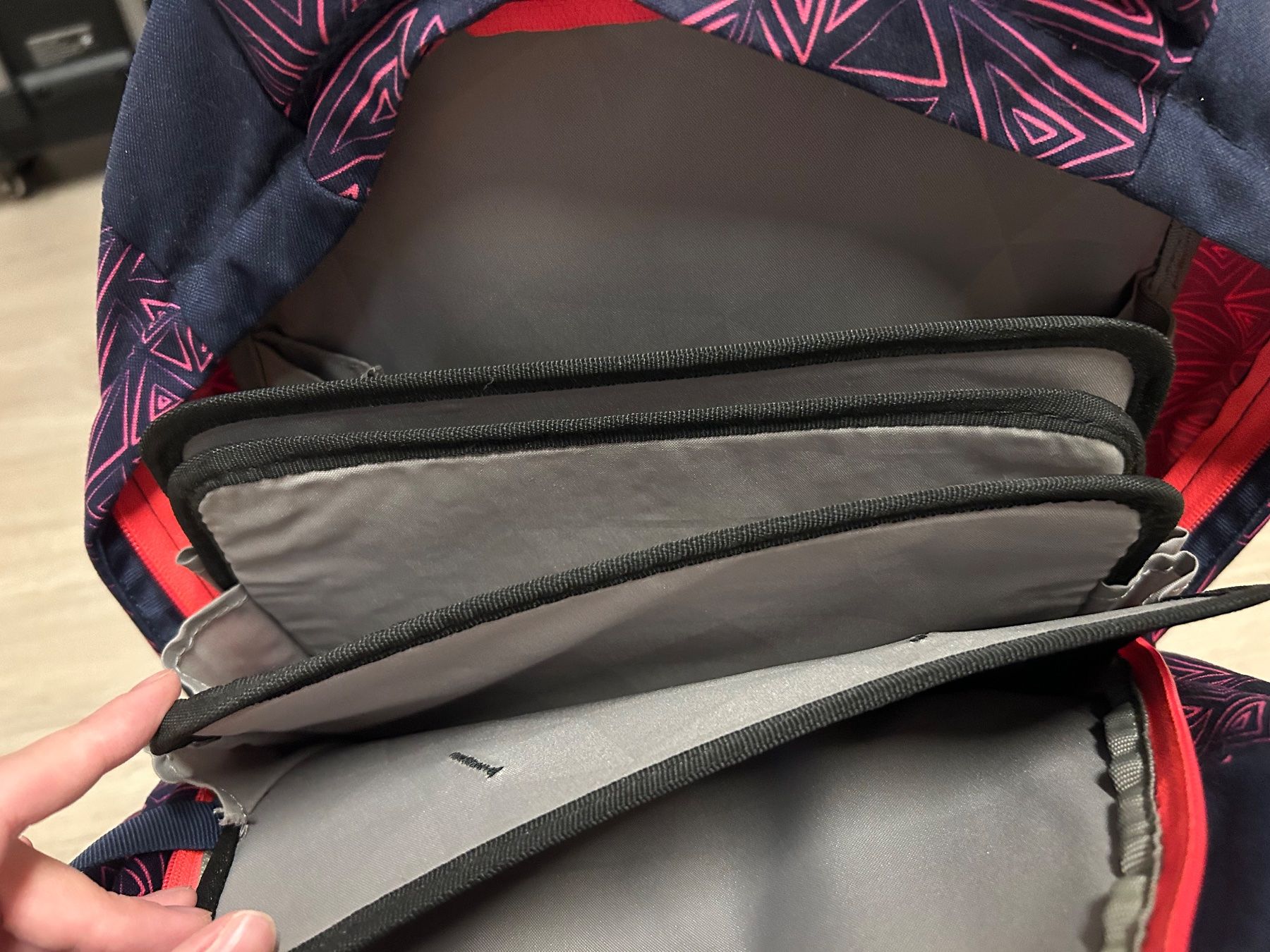 Satch Zaini: Satch Schulrucksack mit einer passenden Mappe/Ordner – Usato da Oberkulm venduto da angela_05 8