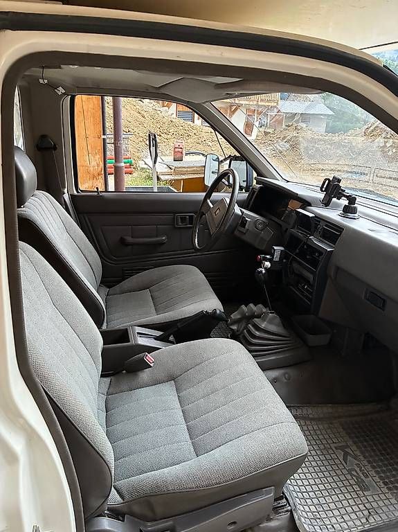 Veicoli da campeggio: Pick Up cellule aménagé camper 4x4  – Usato da Chesières venduto da henchozc 3