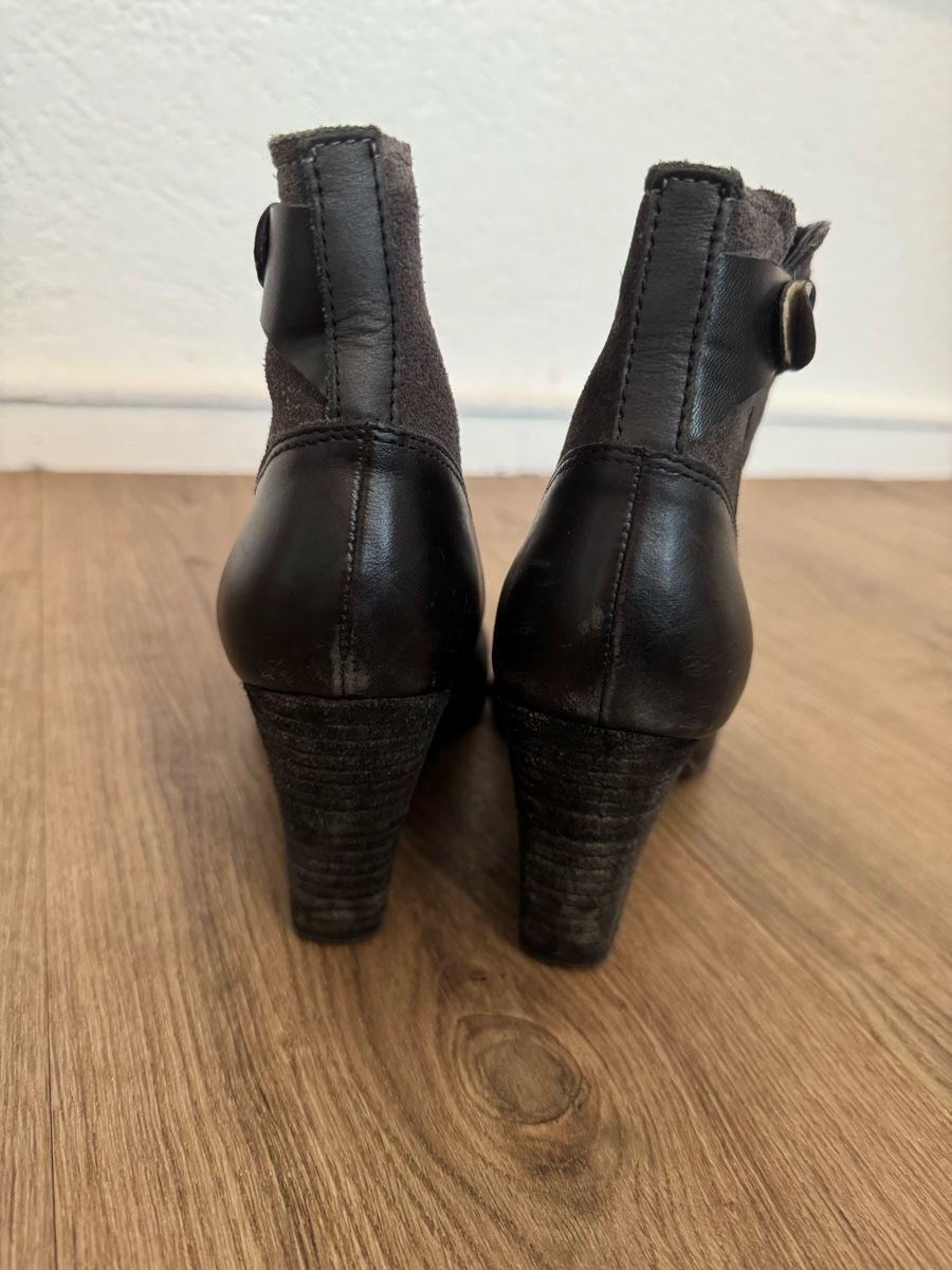 Esprit Scarpe da donna: Esprit Stiefelette Leder Gr. 38 – Usato da Fislisbach venduto da KolibriSecondhand 3