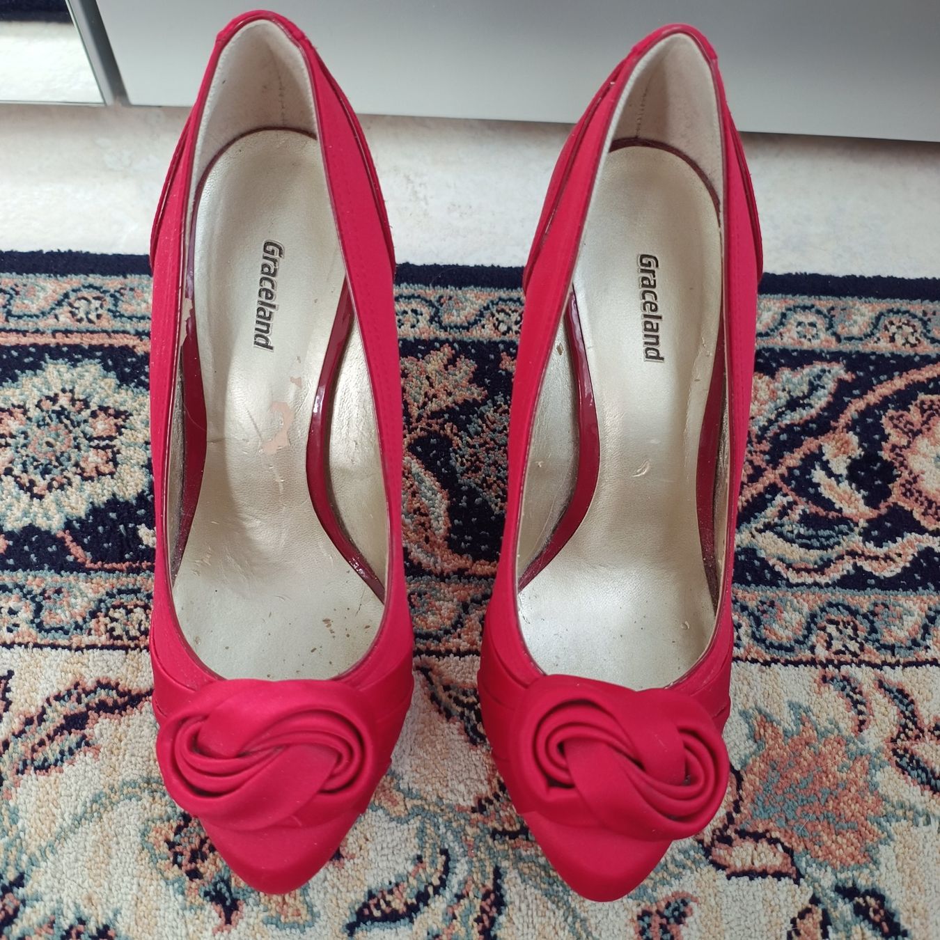 Graceland Scarpe da donna: Rote Graceland Pumps, Gr. 38 – Usato da Emmetten venduto da Hornberger