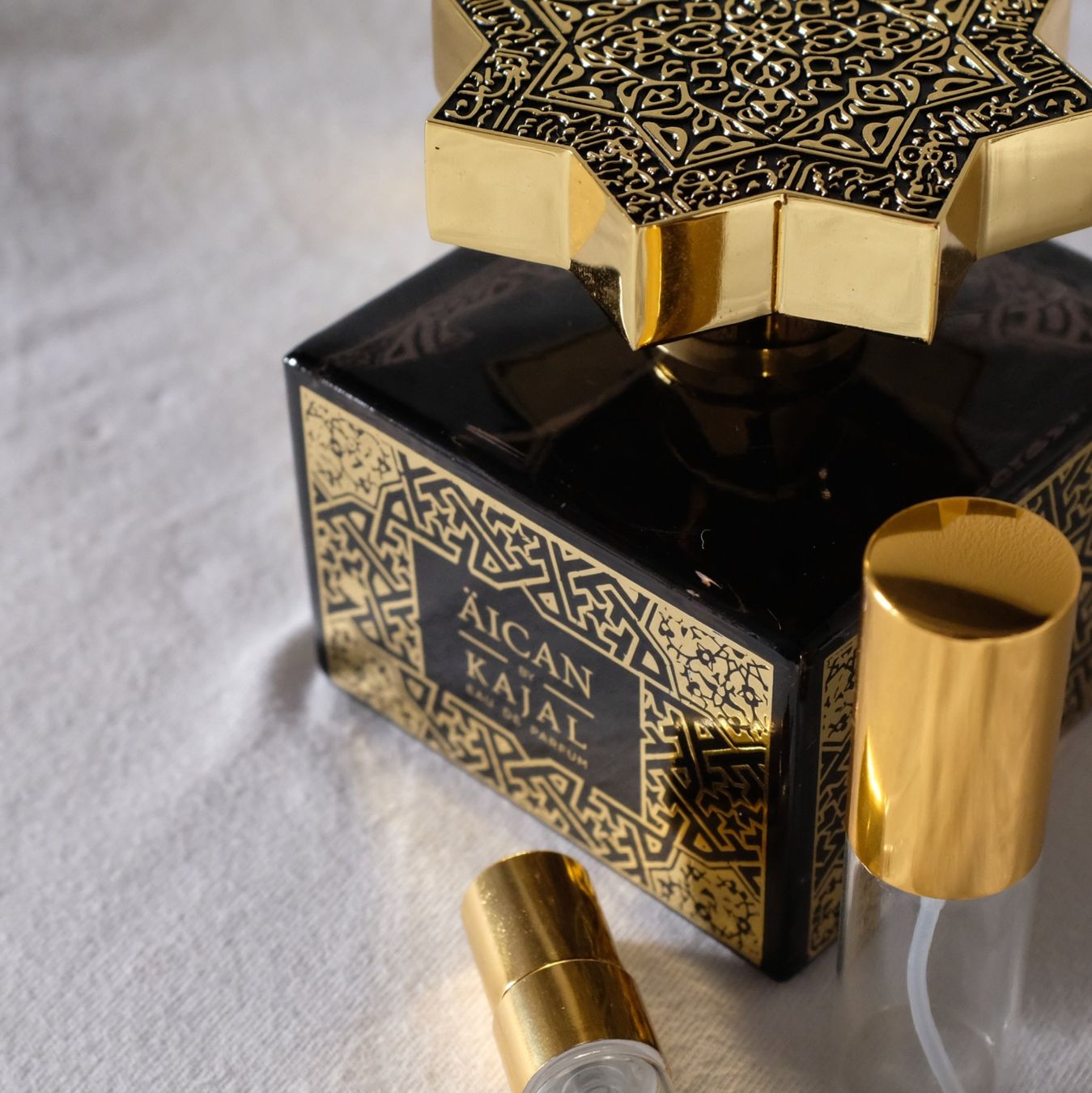 Profumi & Eau de Toilette: 1ml à 10ml - Kajal - Äican (Decant) – Usato da Onex venduto da Fragsplit 1