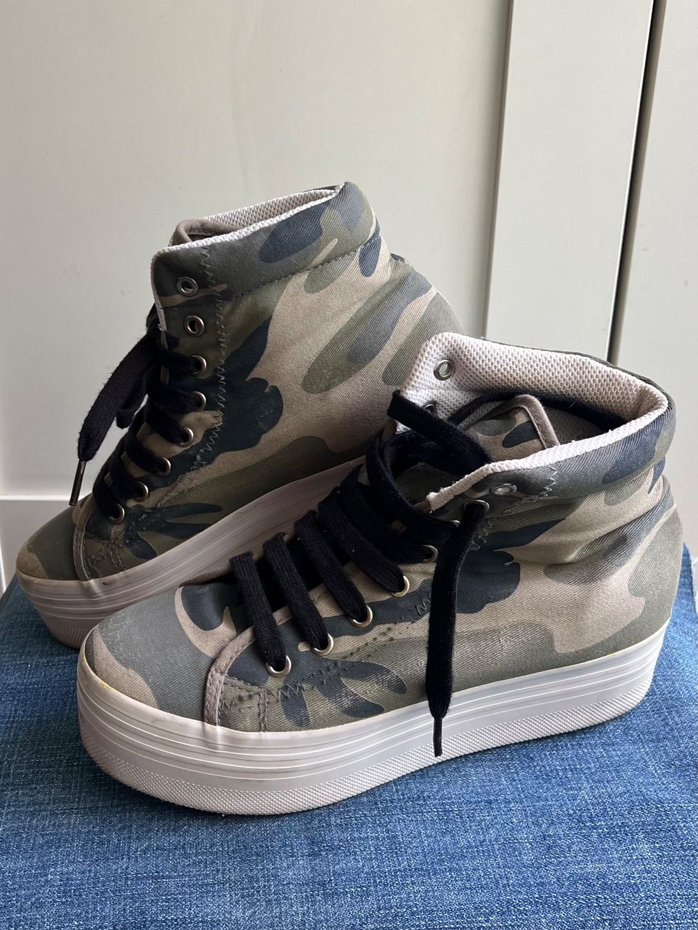 Scarpe da donna: Jeffrey Campbell Sneaker, Camouflage, EU 39 – Usato da Zürich venduto da mattcndx