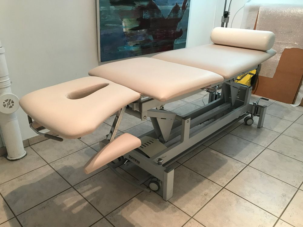 Behandlungsliege GYMNA TRIOFLEX Advanced (Gebraucht) in Basel für CHF ...