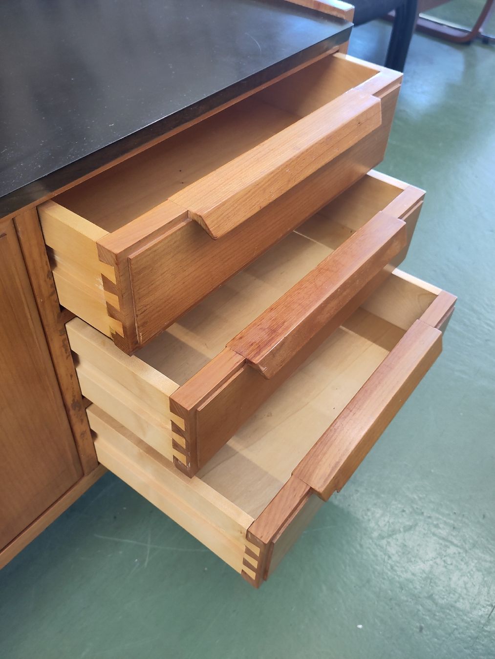 Cassettiere: Designklassiker Kommode mit Schubladen  – Usato da Pratteln venduto da Cartonsducoeur_bl 3