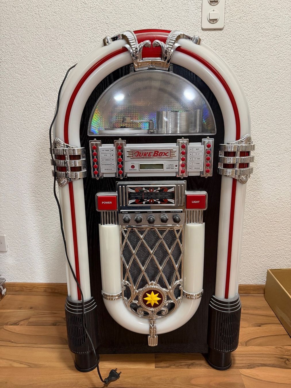 Musiktruhen: Musikbox – Gebraucht aus Altstätten SG von Rschneider7