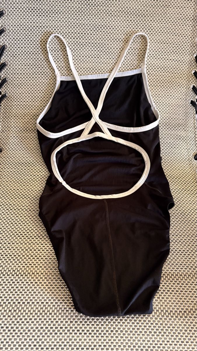 Speedo Badekleider & Bikinis: Badeanzug Speedo Schwarz Damen Grösse M – Gebraucht aus Basel von ann_7w6q 1