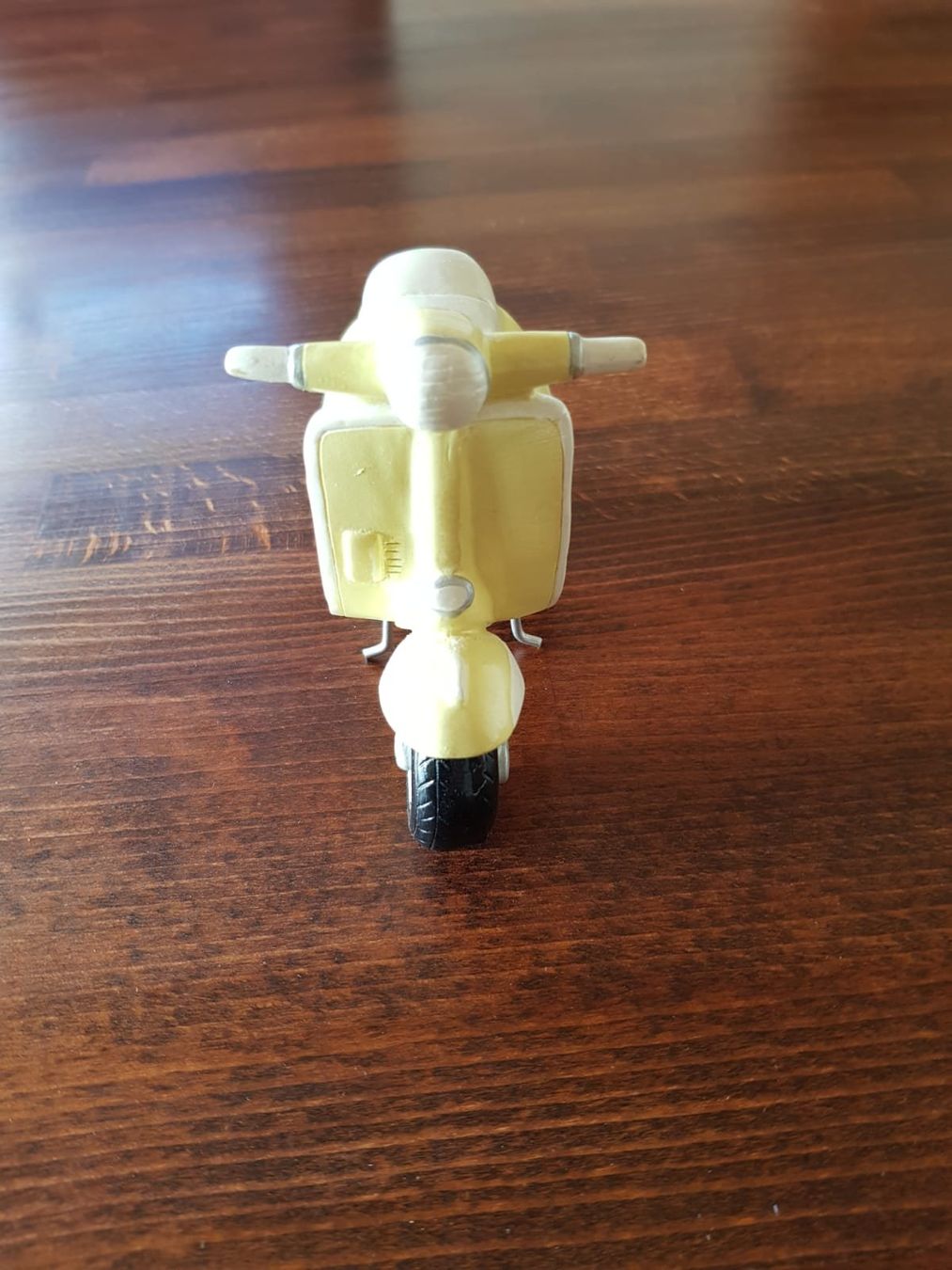 Modellini d'auto: VESPA Modell / Oldtimer / Bestzustand – Usato da Unterägeri venduto da Chartbreaker 4