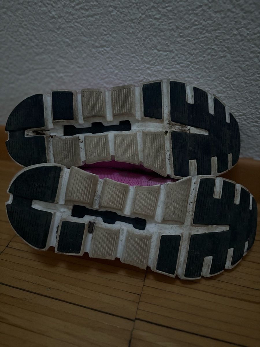 On Scarpe da donna: On Cloud 6 Pink Grösse 38.5 – Usato da Ehrendingen venduto da suurrlii 2