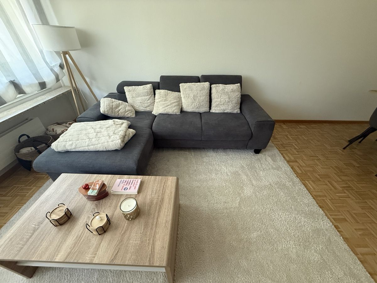 Conforama Teppiche: Teppich weiss neuwertig – Neu (gemäss Beschreibung) aus Basel von mfs_yfm8 1