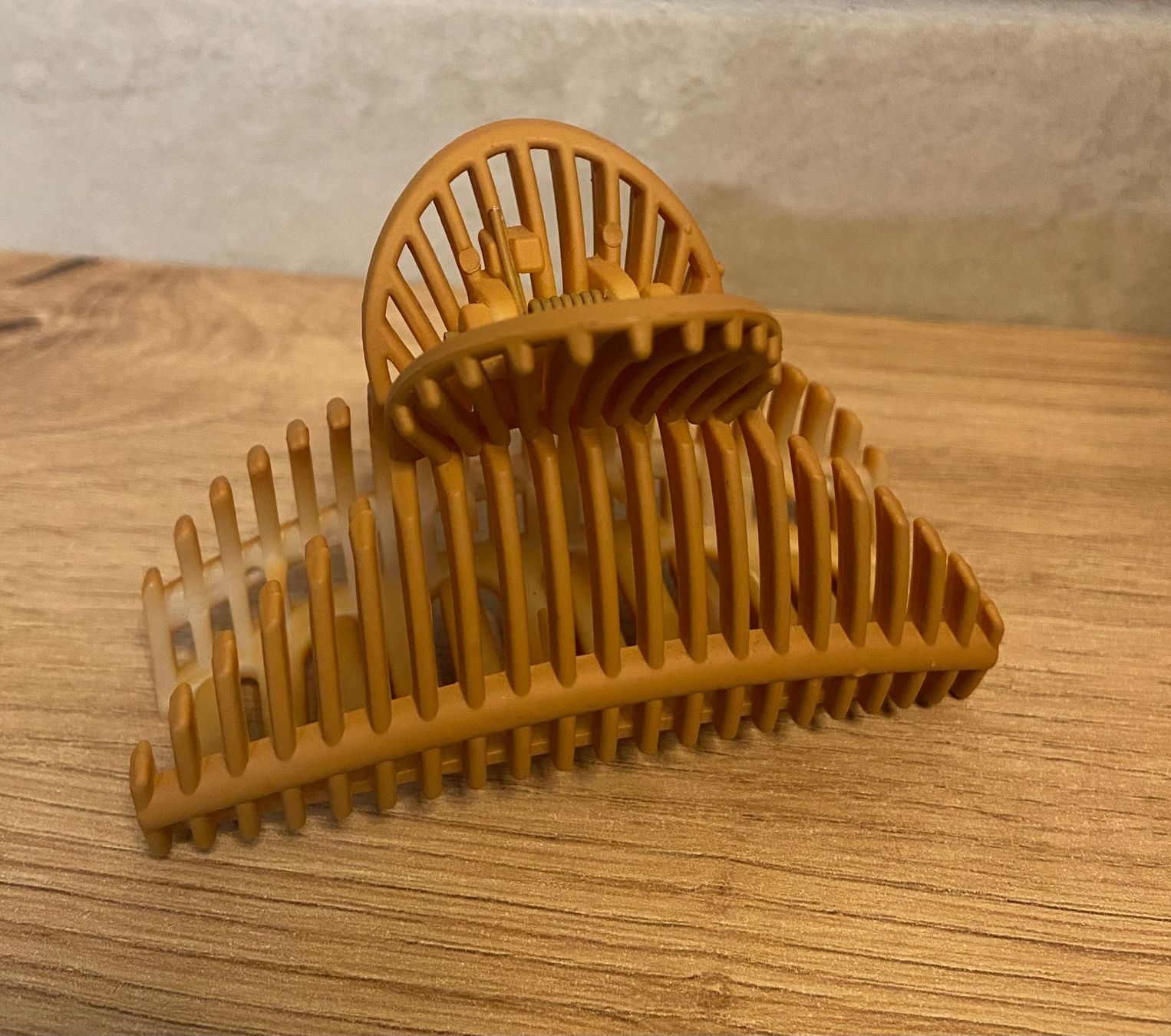 Accessori per capelli: Pince à cheveux aspect rotin - neuve – Nuovo (secondo la descrizione) da Genève venduto da kik_8jd6 1